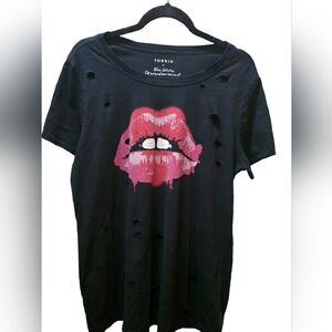 Torrid Black Tee with Pink Lip Graphic